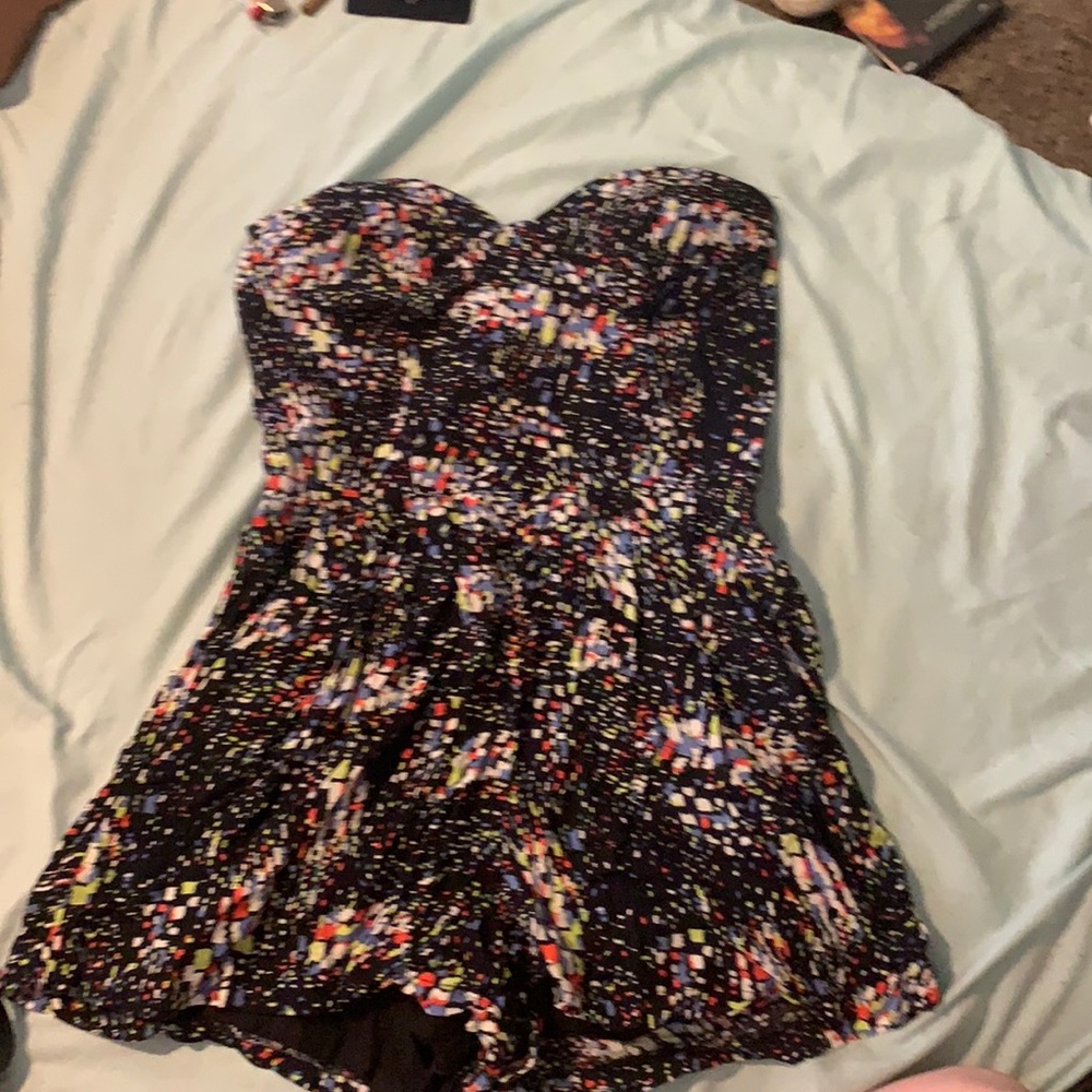 Black and colorful romper size XS